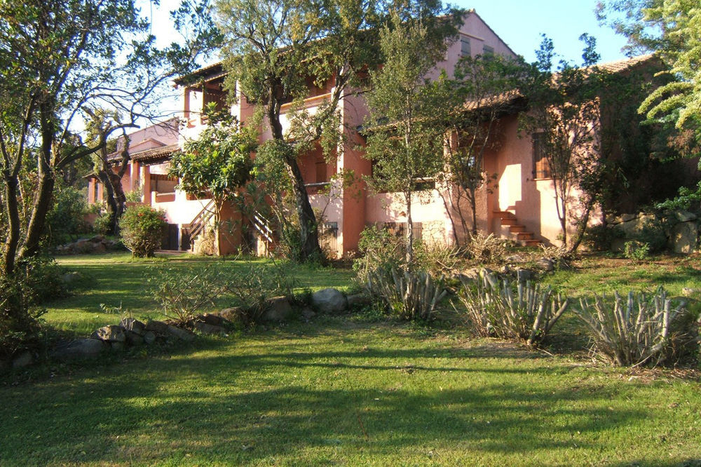 Complesso Residenziale Marina Di Pinarello Aparthotel Pinarellu Exteriör bild