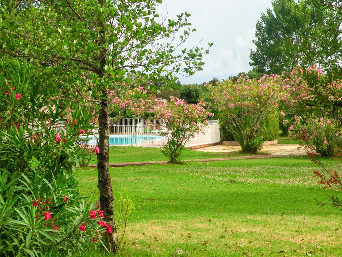 Complesso Residenziale Marina Di Pinarello Aparthotel Pinarellu Exteriör bild