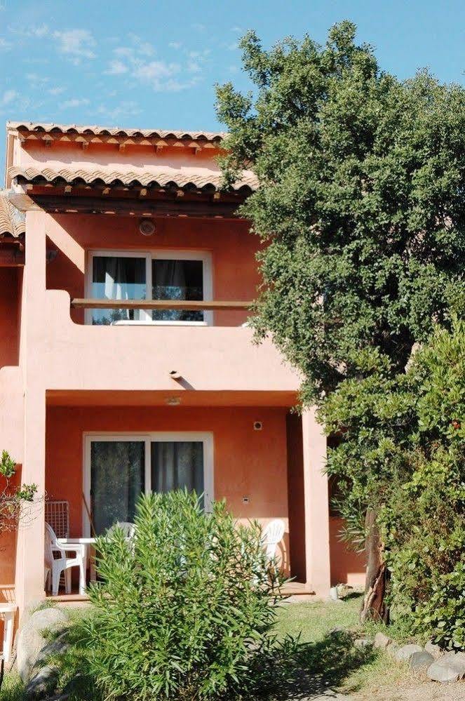 Complesso Residenziale Marina Di Pinarello Aparthotel Pinarellu Exteriör bild