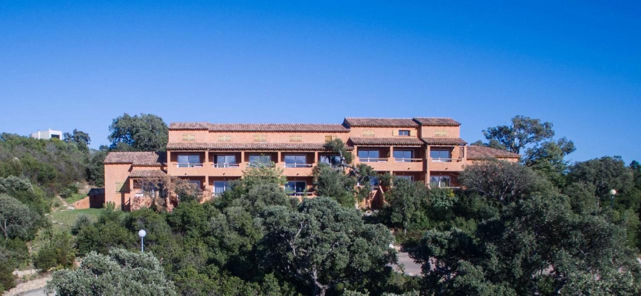 Complesso Residenziale Marina Di Pinarello Aparthotel Pinarellu Exteriör bild